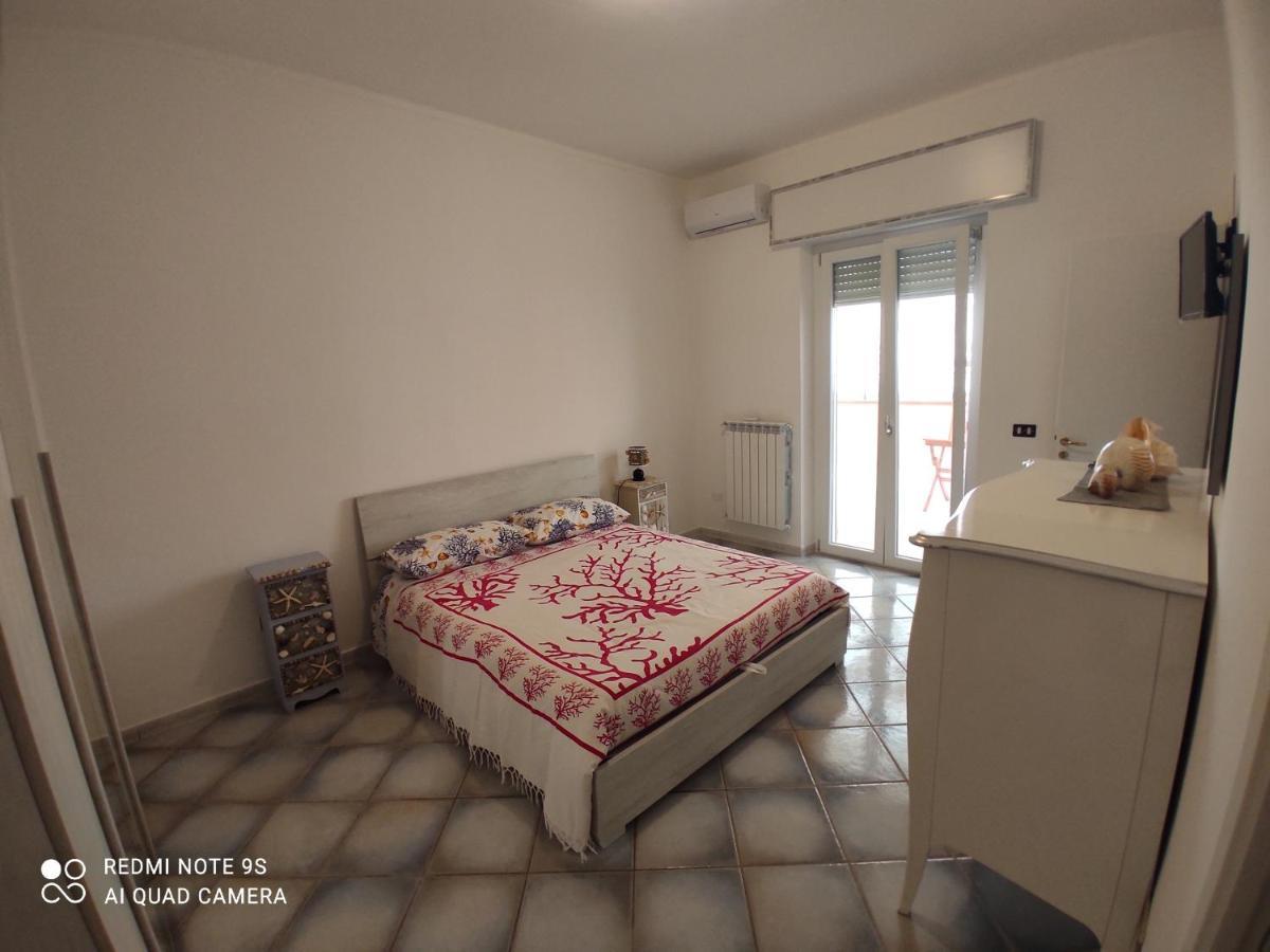 La Casa Del Sole Bed & Breakfast Terracina Luaran gambar